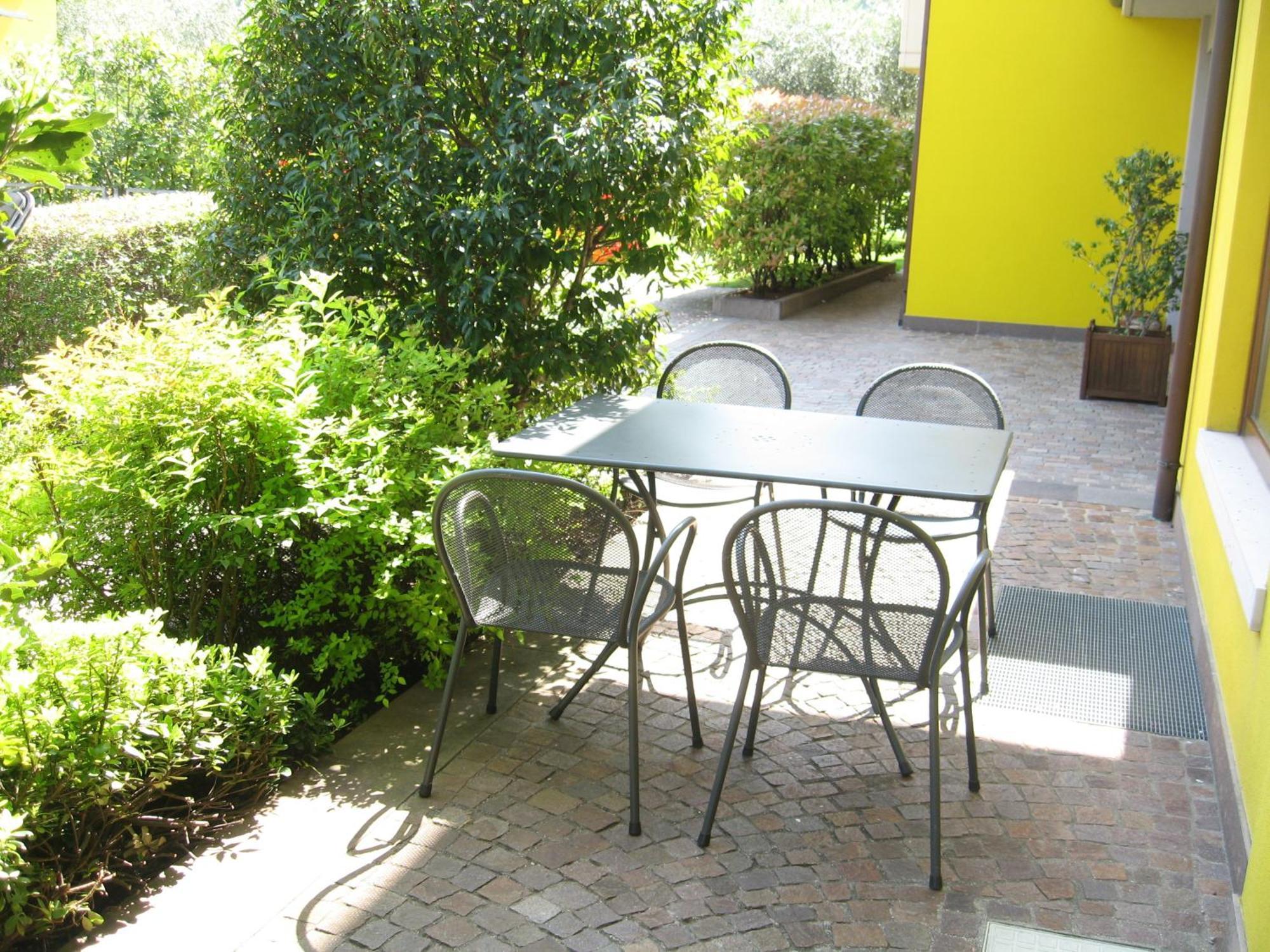 Casa Carla Aparthotel Torbole Sul Garda ภายนอก รูปภาพ