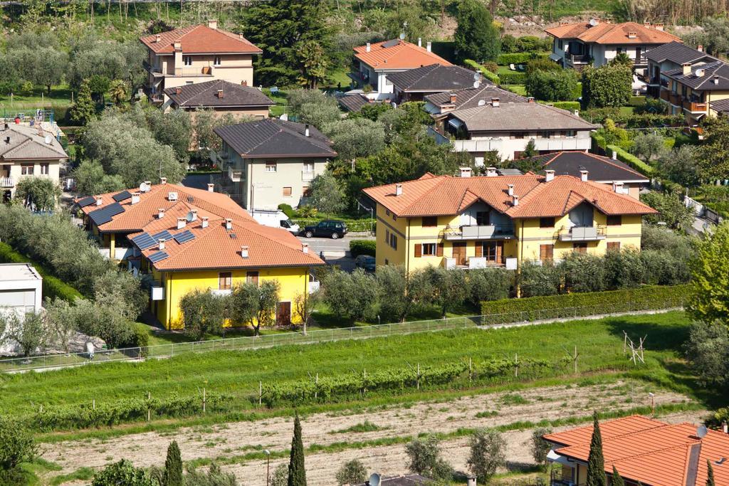 Casa Carla Aparthotel Torbole Sul Garda ภายนอก รูปภาพ